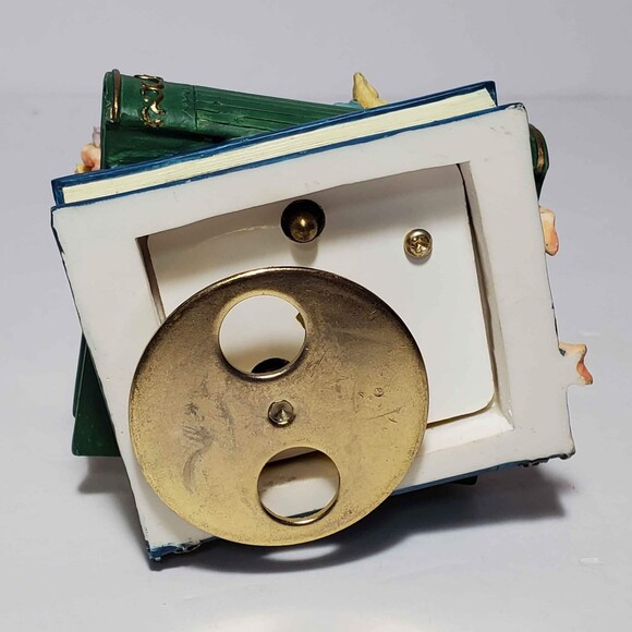 Music Box Cats on Books Harp Flute Violin Kitty - Picture 8 of 9